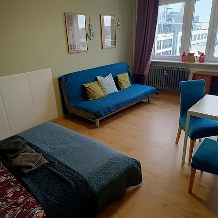 Good Time In * Estetino